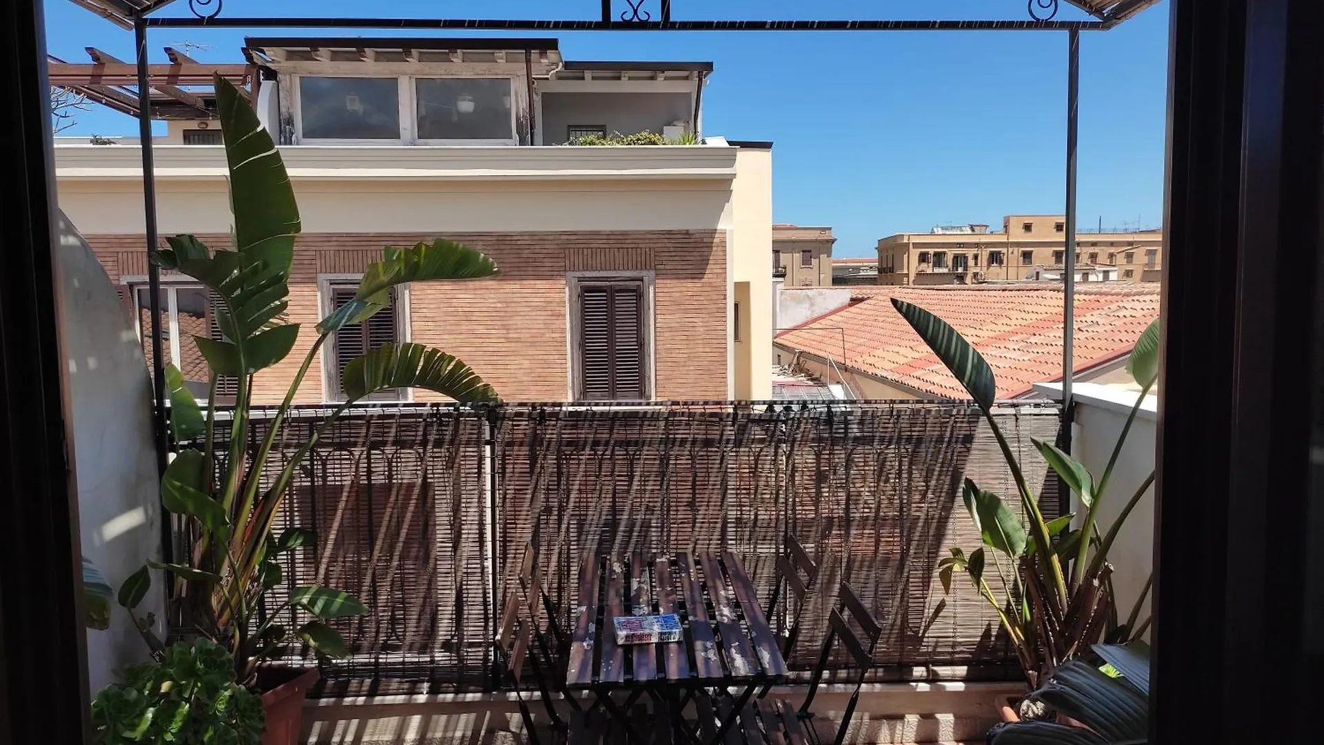 Apartment Penthouse Im Zentrum Von Palermo
