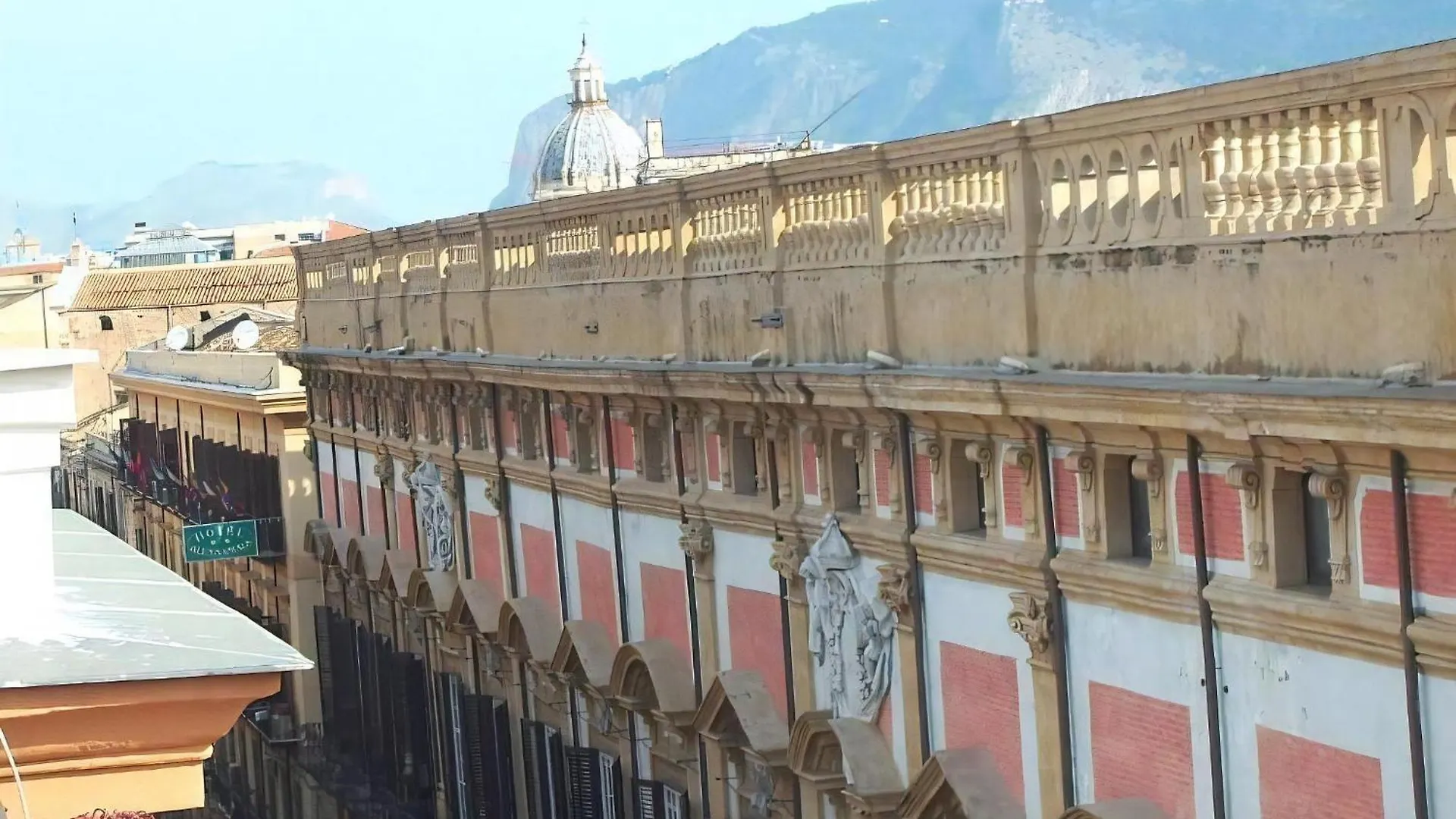 Apartment Penthouse Im Zentrum Von Palermo